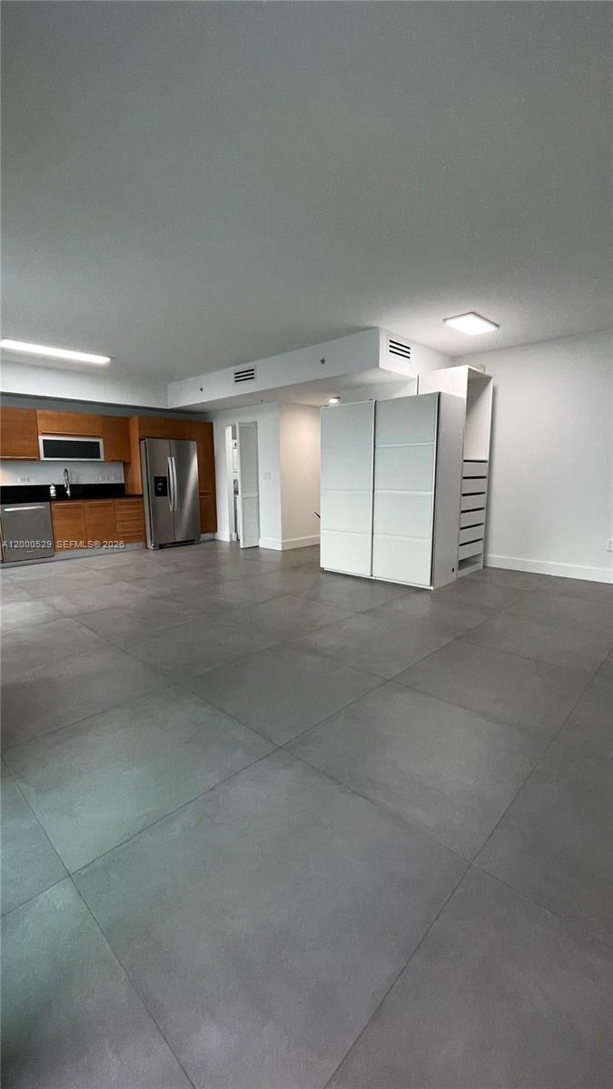 244 Biscayne Blvd 2907