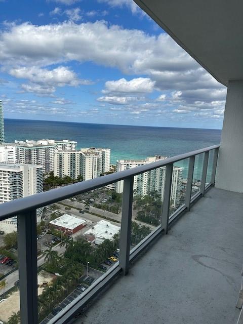 4010 SOUTH OCEAN CONDO - Residential