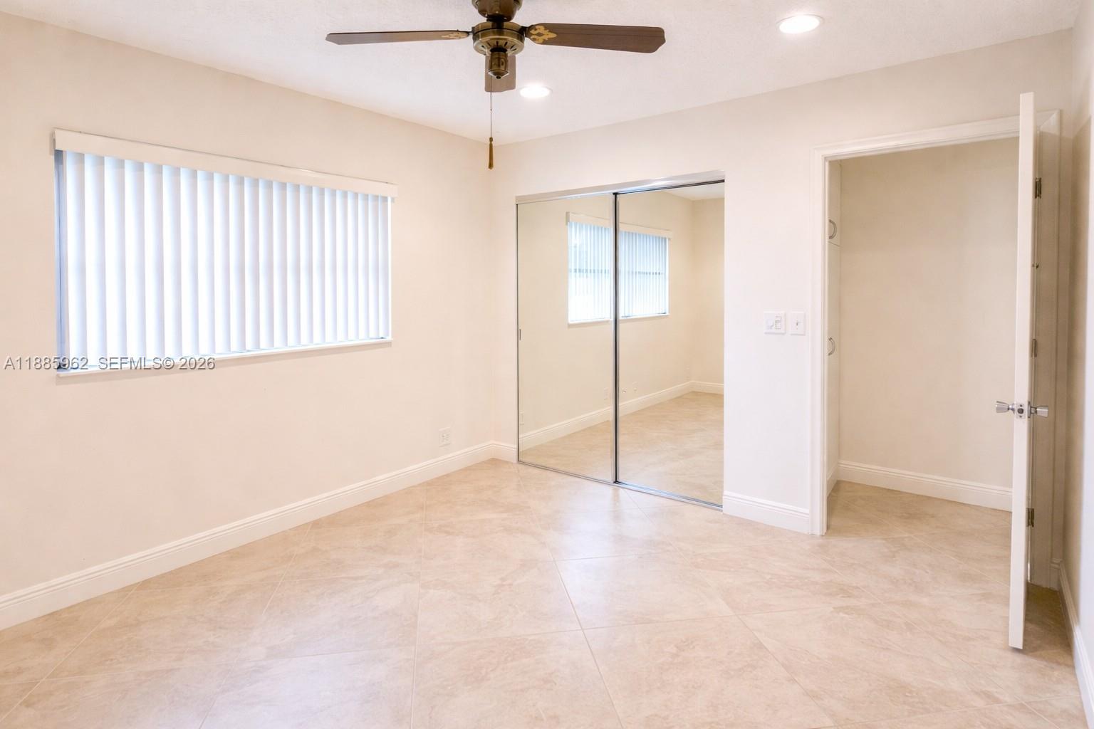 DELRAY VILLAS 4 - Residential