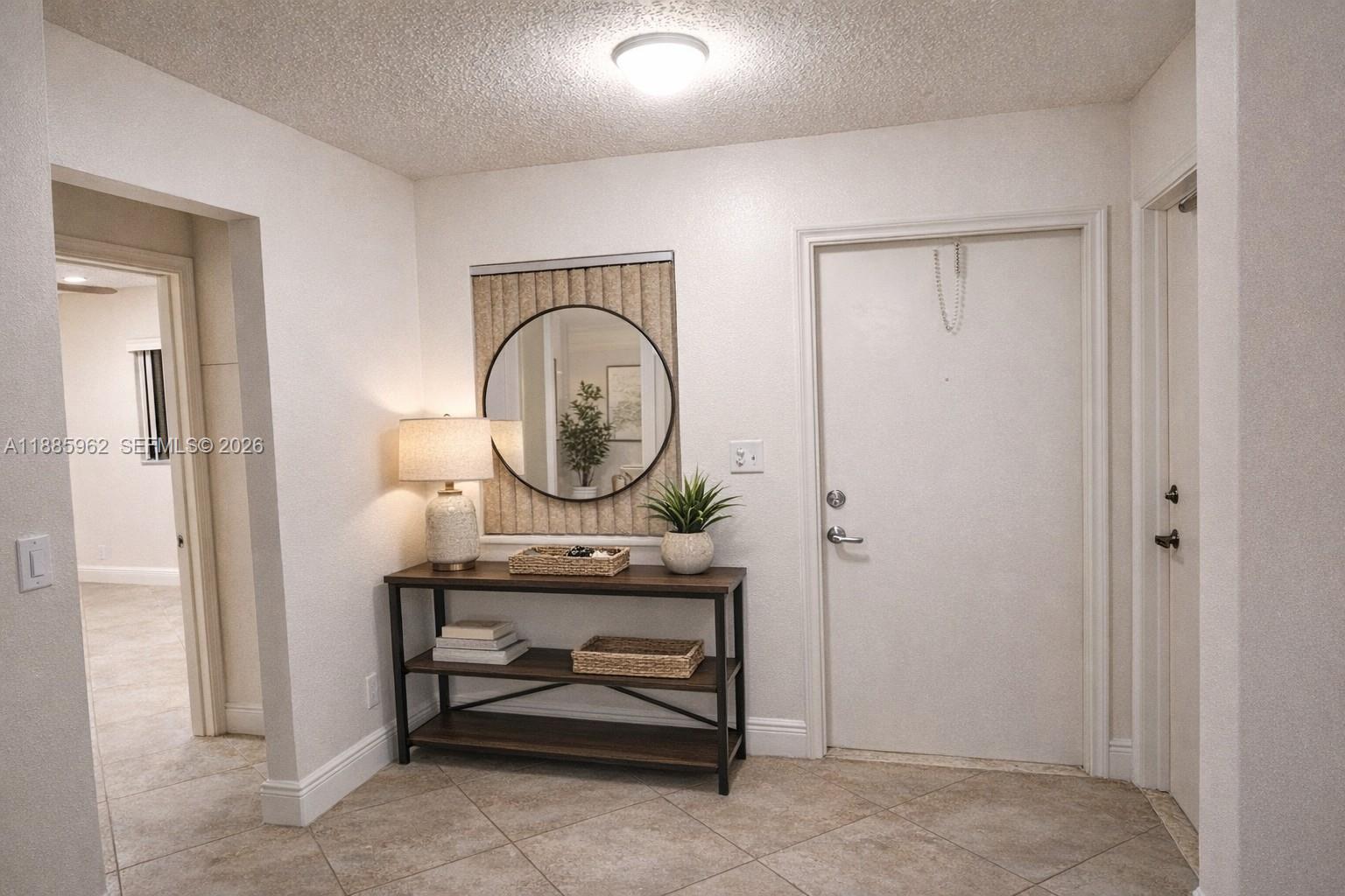 DELRAY VILLAS 4 - Residential