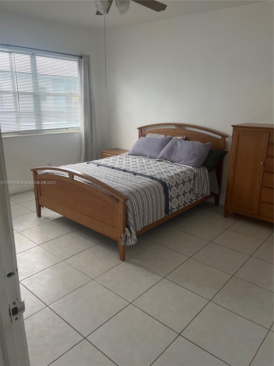 SOUTH SHORE YACHT AND GOL - Residential Lease