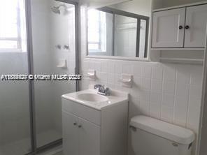 SOUTH SHORE YACHT AND GOL - Residential Lease