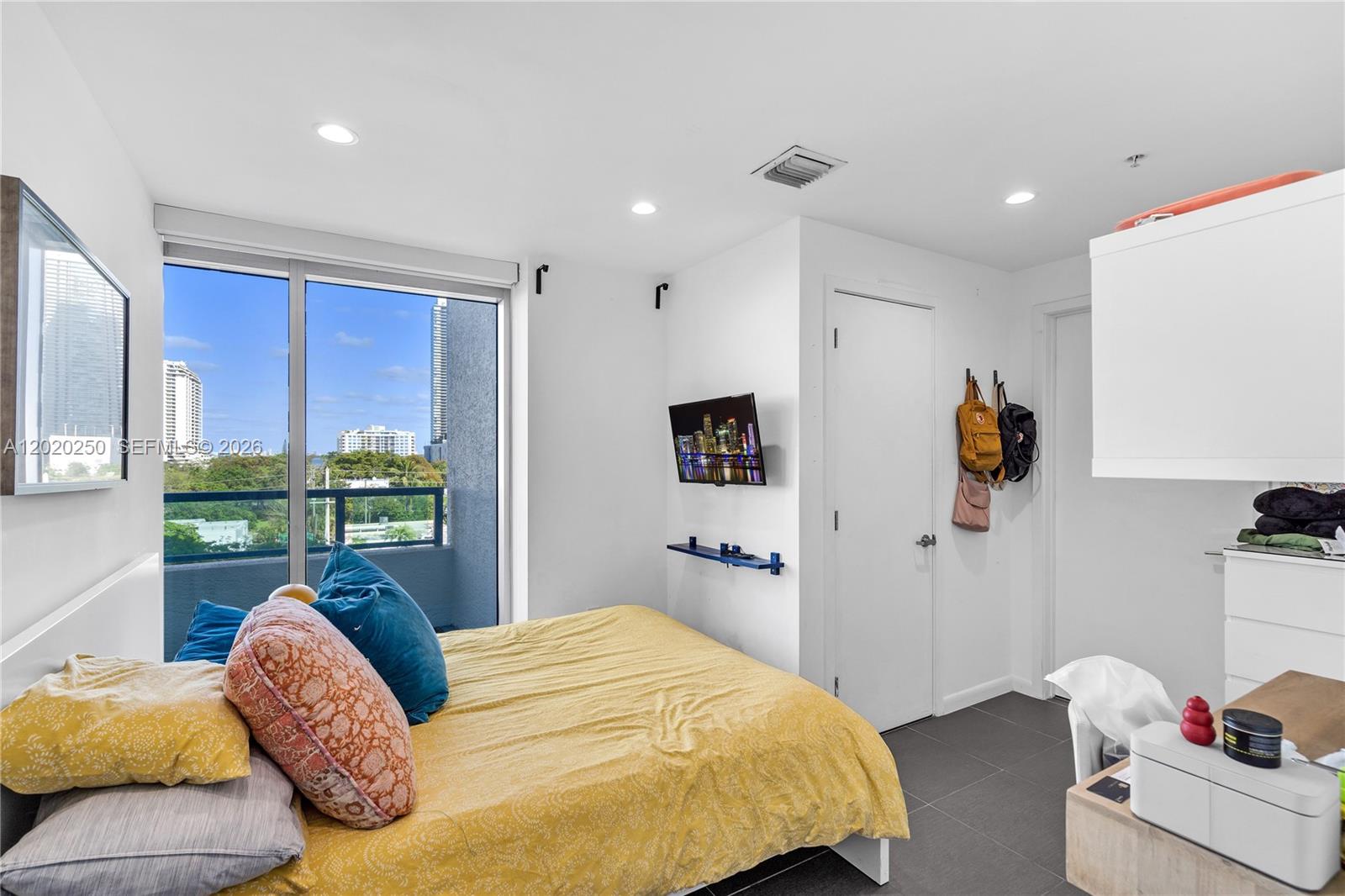 FOUR MIDTOWN MIAMI CONDO - Residential