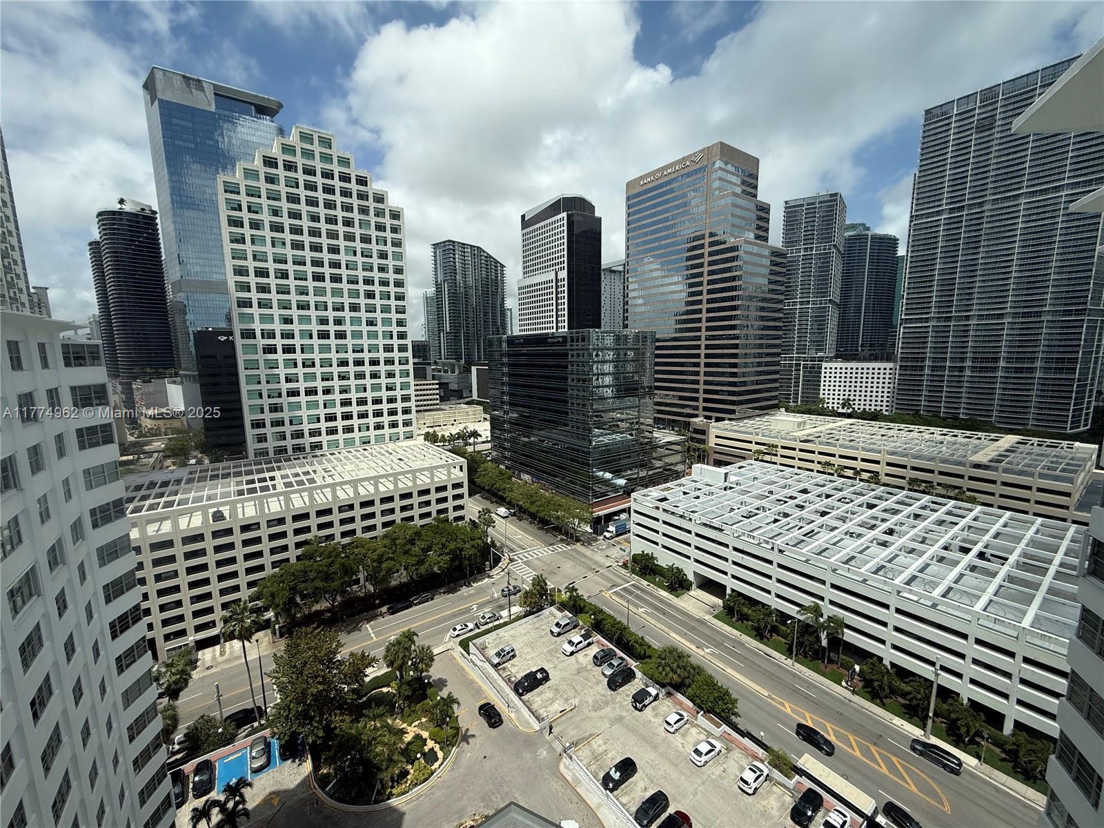 Rental Property at 801 Brickell Bay Dr 2064, Miami, Broward County, Florida - Bedrooms: 2 
Bathrooms: 2  - $2,800 MO.