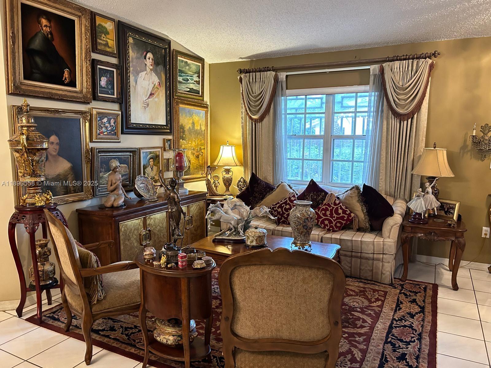 P A AT WEST KENDALL - Residential