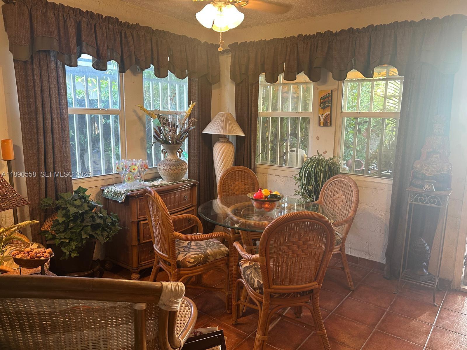 P A AT WEST KENDALL - Residential