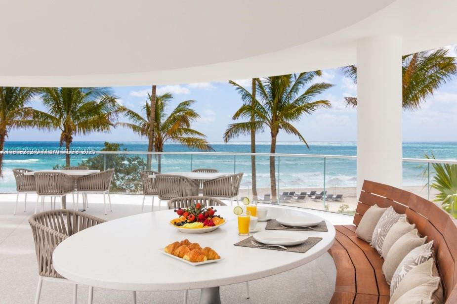 JADE SIGNATURE CONDO - Residential