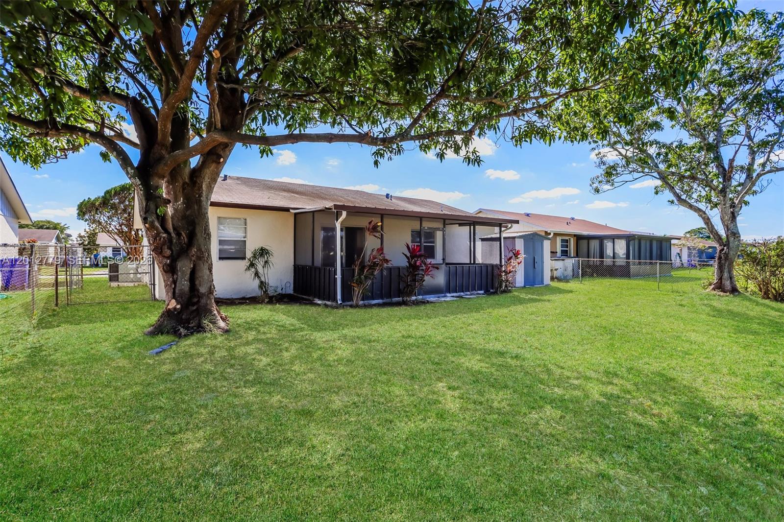 NORTH LAUDERDALE VILLAGE - Residential Lease