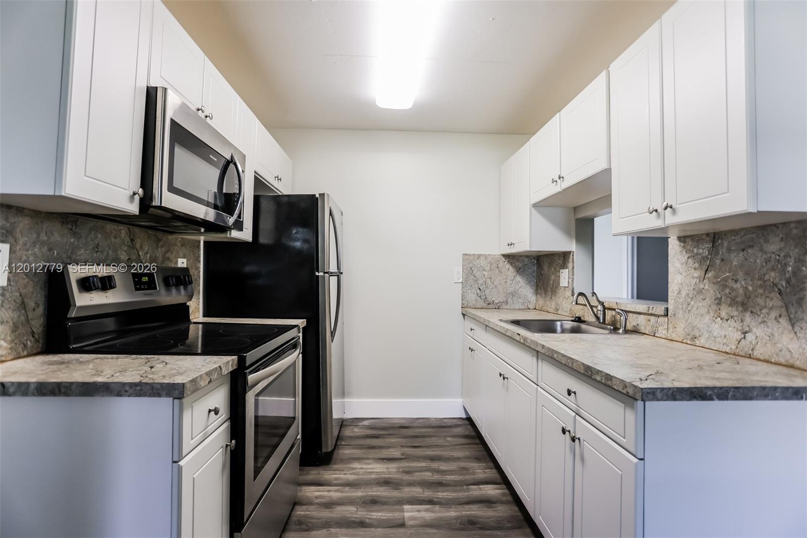 NORTH LAUDERDALE VILLAGE - Residential Lease
