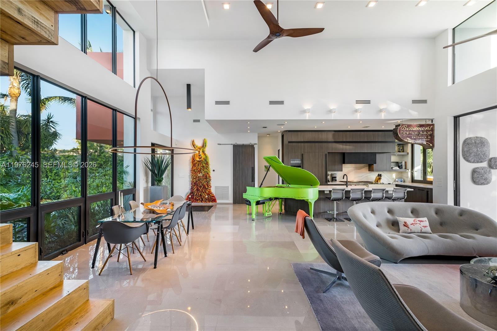 SOUTH CORAL POINT - Residential