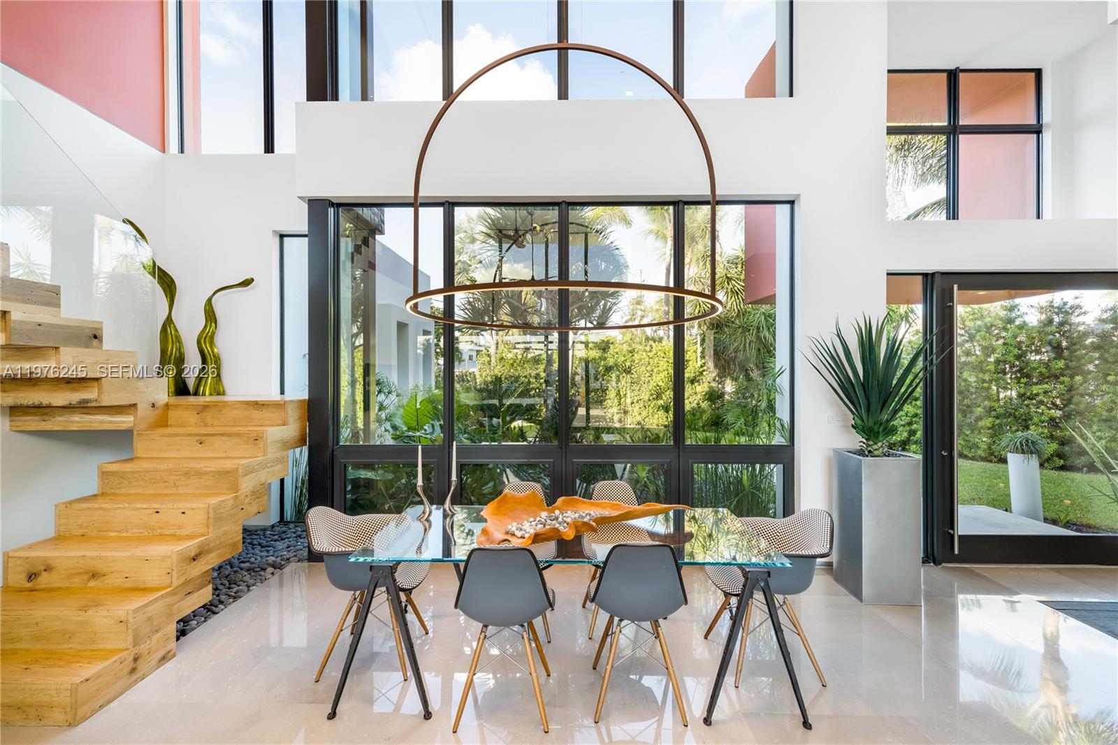 SOUTH CORAL POINT - Residential