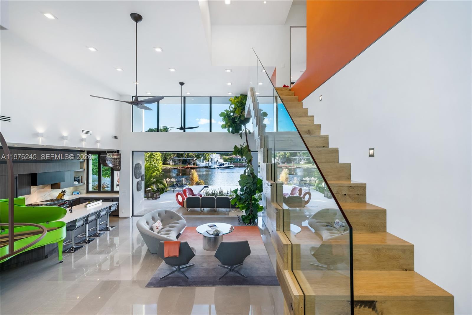 SOUTH CORAL POINT - Residential