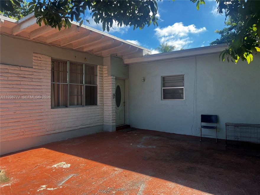 This Spacious Single Family Home in West Miami Shores has a large gated Lot with Enclosed Parking/Front Yard Perfect for Children and Pets. Outdoor Concrete Patio Perfect for Entertaining. Home offers 3 Bedrooms/1 Bath with Extra Rooms to Convert to 4th Bedroom and Additional Bathroom. Also Additional Air Conditioned Room for Storage/Office/Play Area. Central A/C. This House Has A Lot of Potential for Additional Rooms and could be great for a first time homebuyer. A Must See !!!