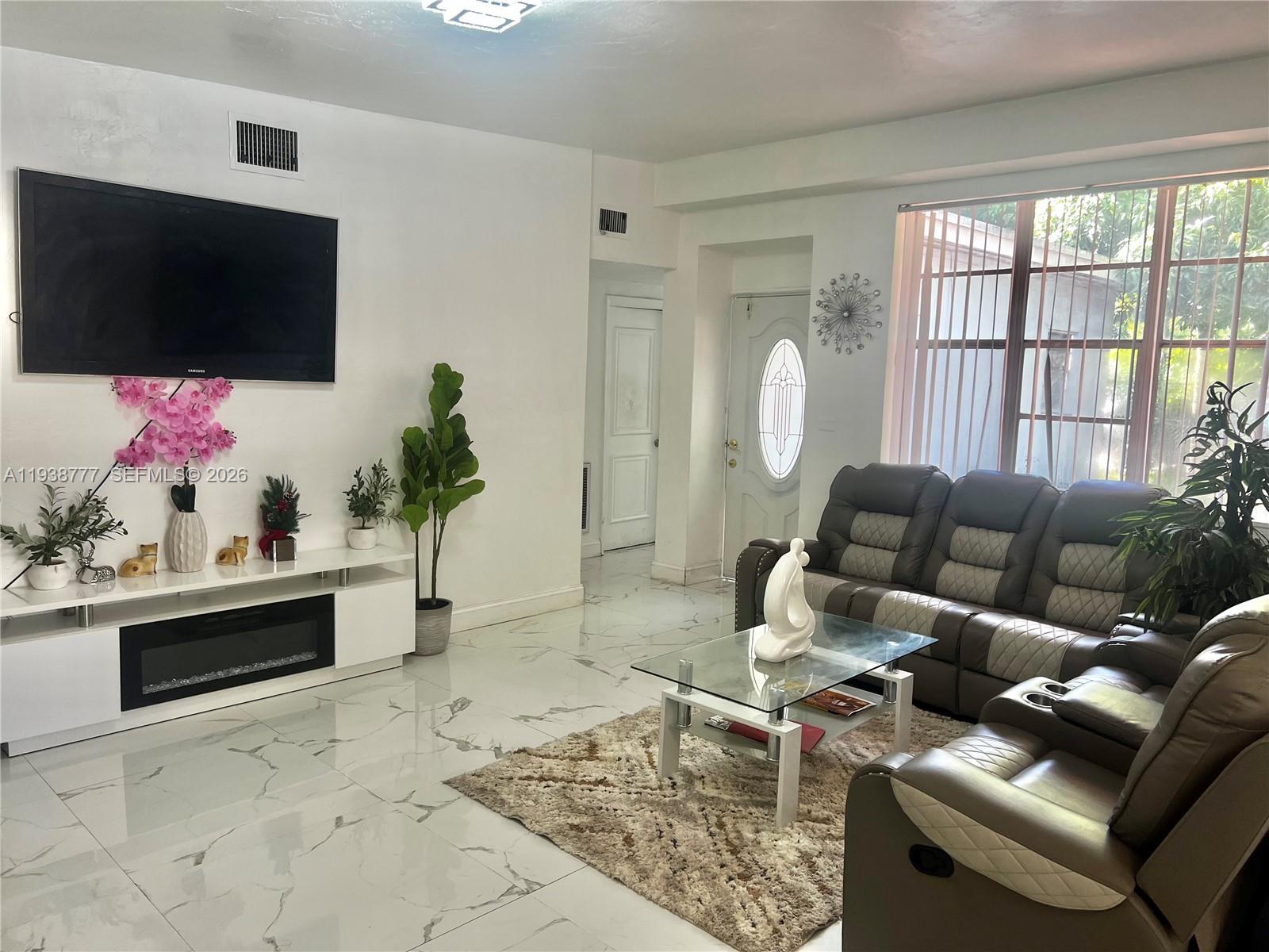 WEST MIAMI SHORES SEC D - Residential