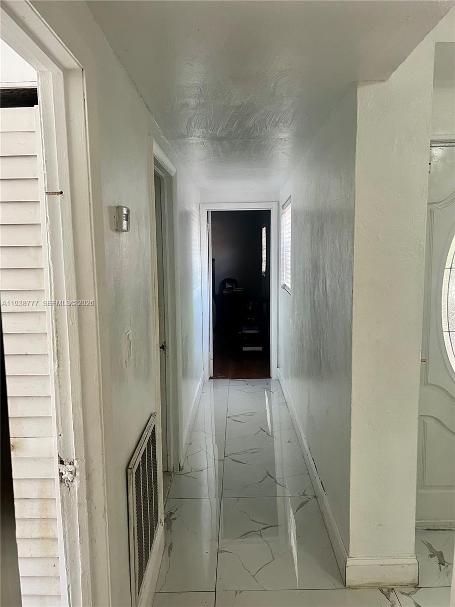 WEST MIAMI SHORES SEC D - Residential