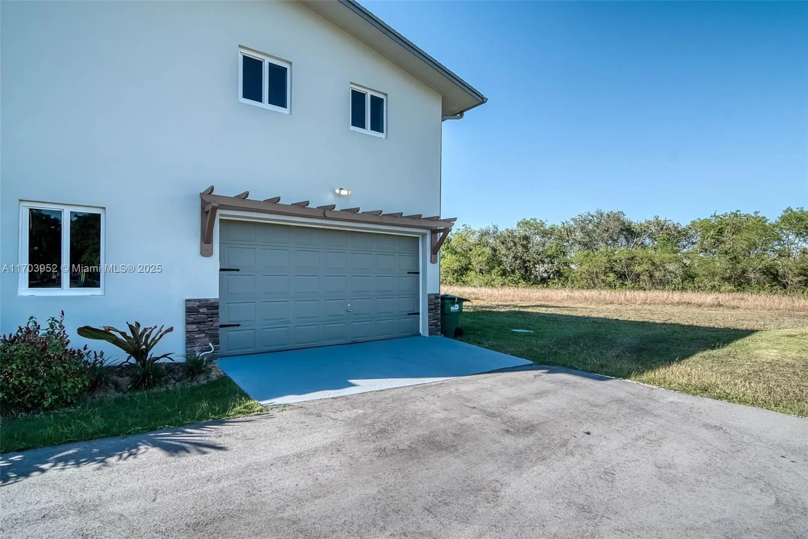 Miami, Florida 33177, United States, 4 Bedrooms Bedrooms, ,4 BathroomsBathrooms,Residential,Active,28376