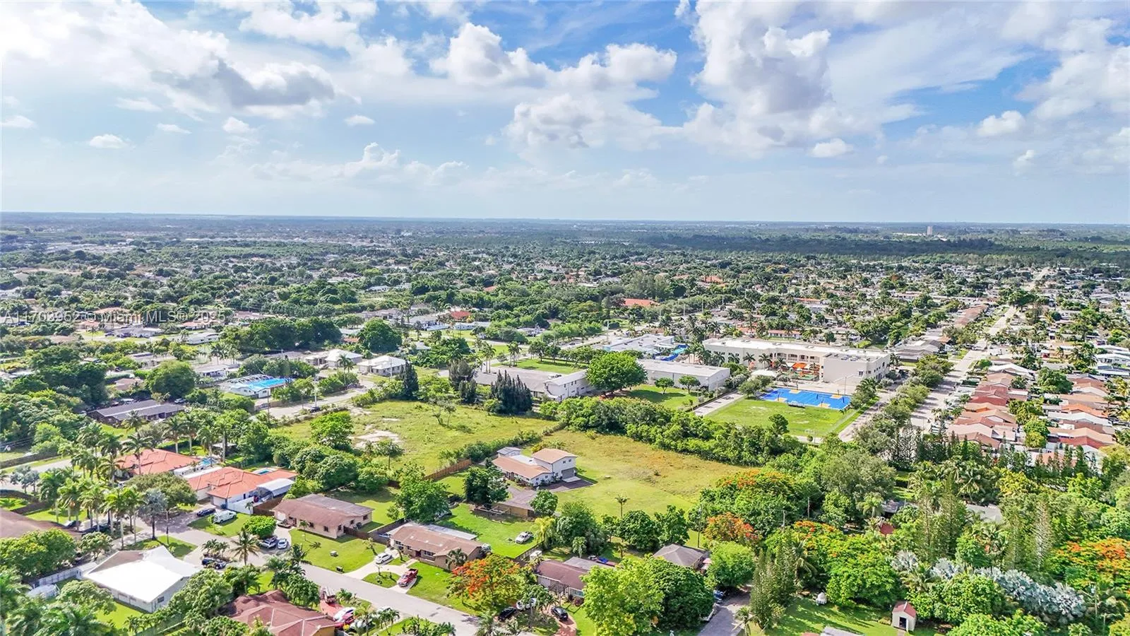 Miami, Florida 33177, United States, 4 Bedrooms Bedrooms, ,4 BathroomsBathrooms,Residential,Active,28376