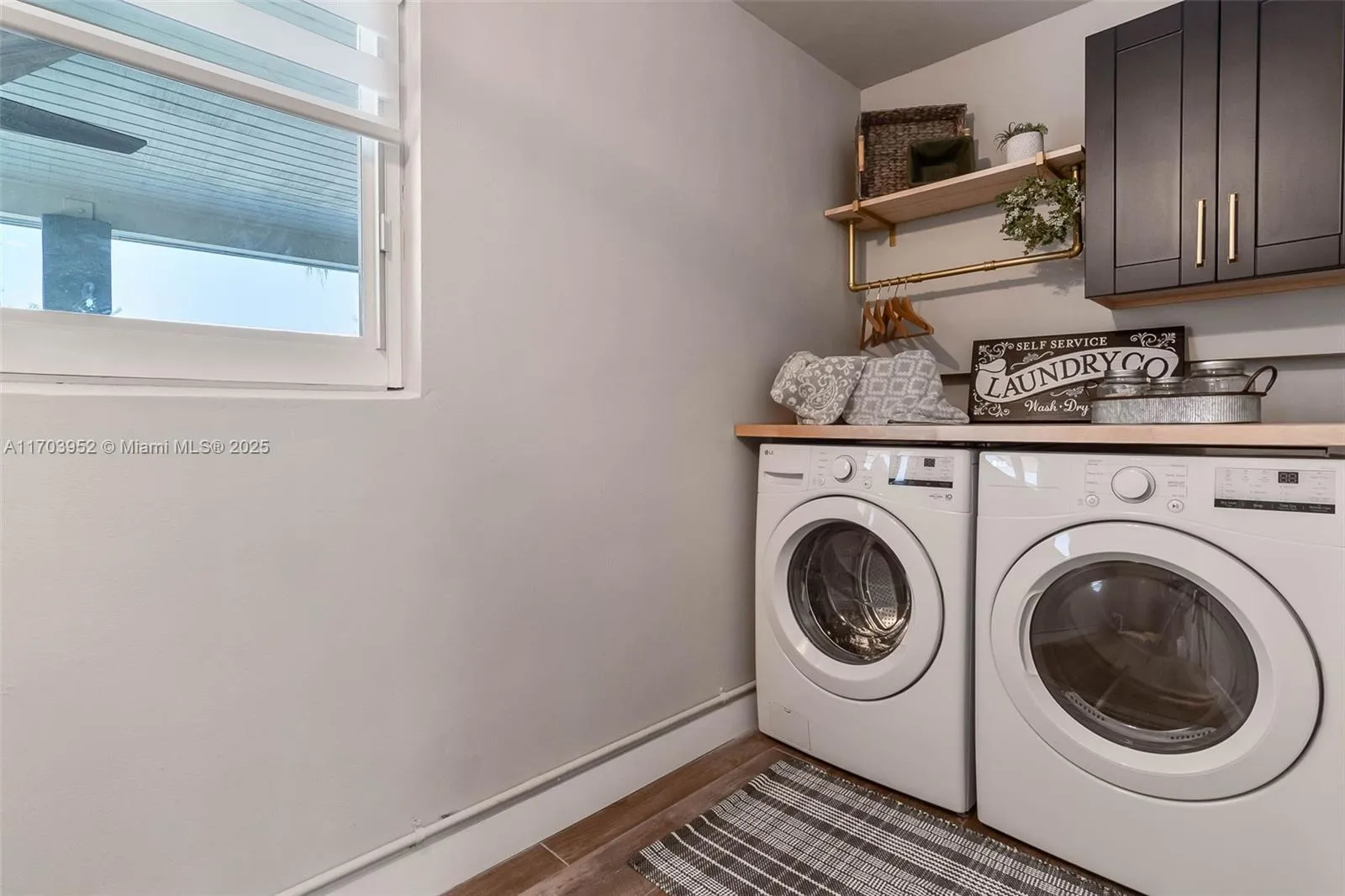 Miami, Florida 33177, United States, 4 Bedrooms Bedrooms, ,4 BathroomsBathrooms,Residential,Active,28376