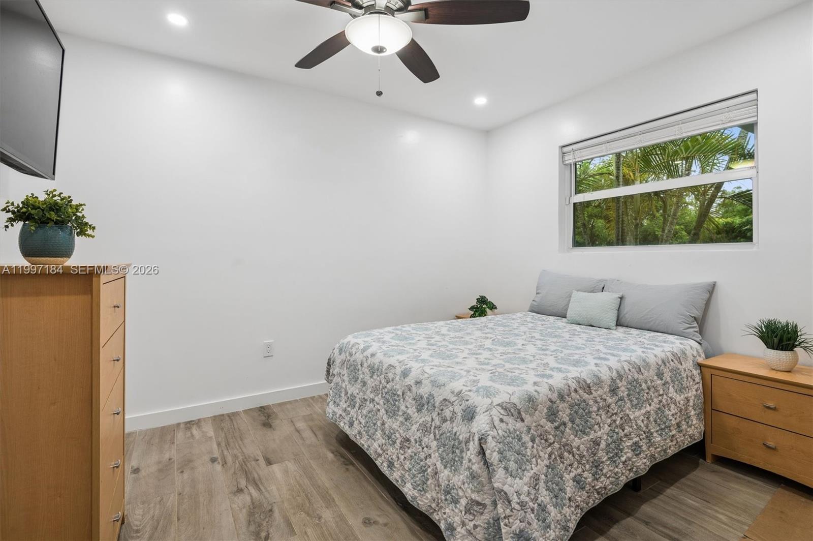 JENADA VILLAS - Residential