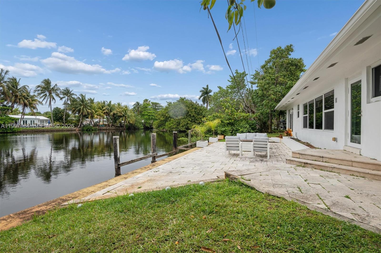 JENADA VILLAS - Residential