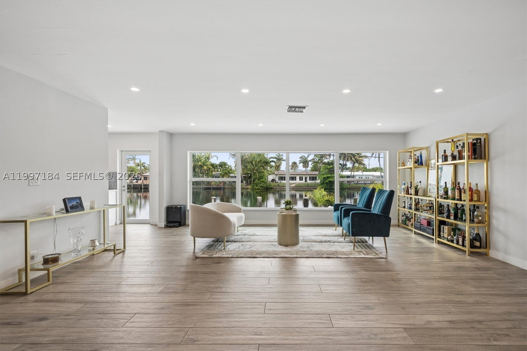 717 NW 30th St