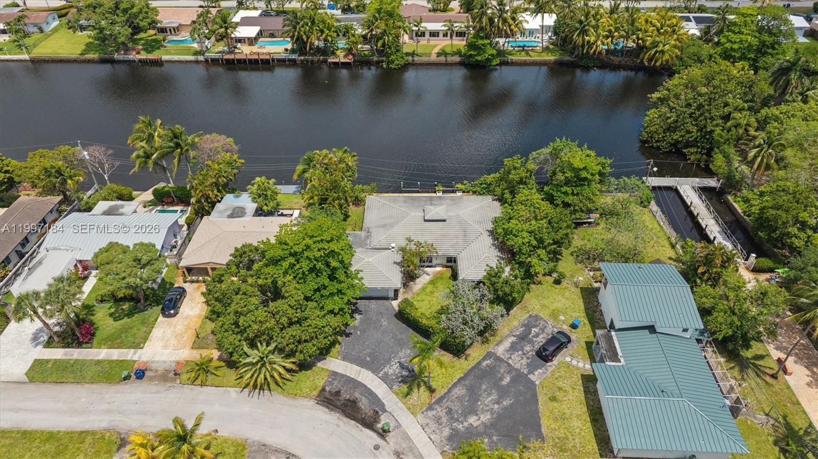 JENADA VILLAS - Residential