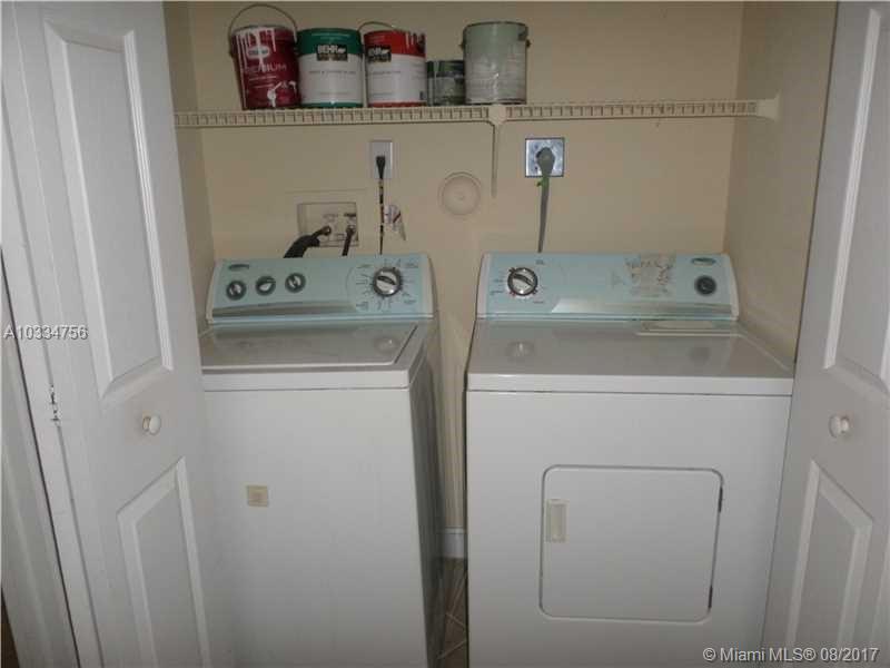 COCO PARC CONDO - Residential Lease