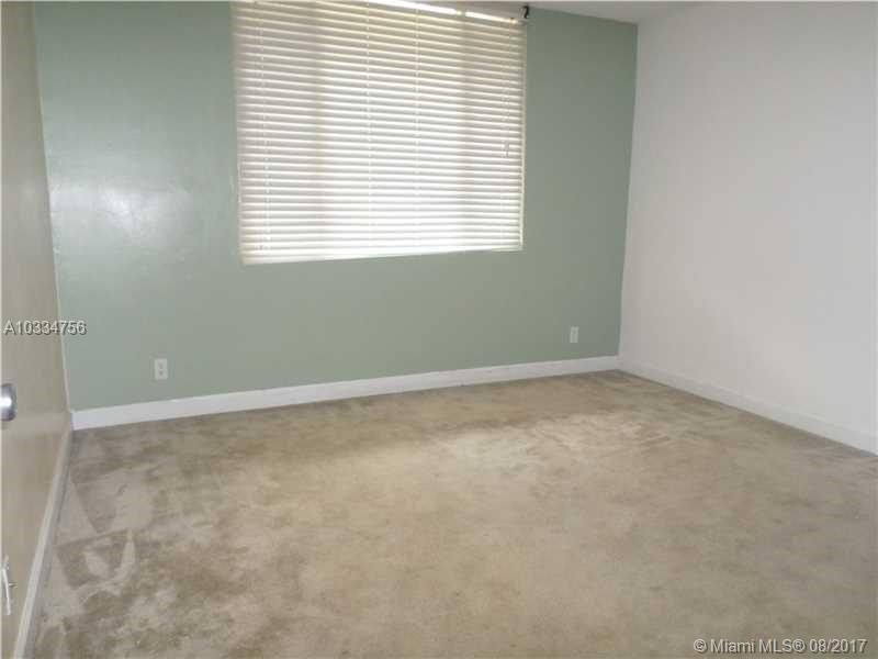 COCO PARC CONDO - Residential Lease