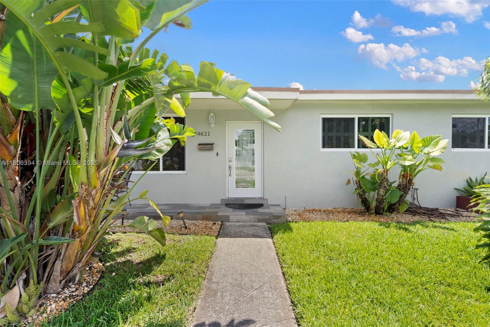 Property for Sale at Address Not Disclosed, Miami, Broward County, Florida - Bedrooms: 3 
Bathrooms: 2  - $615,000