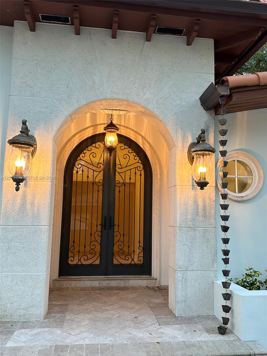 125 W Sunrise Ave