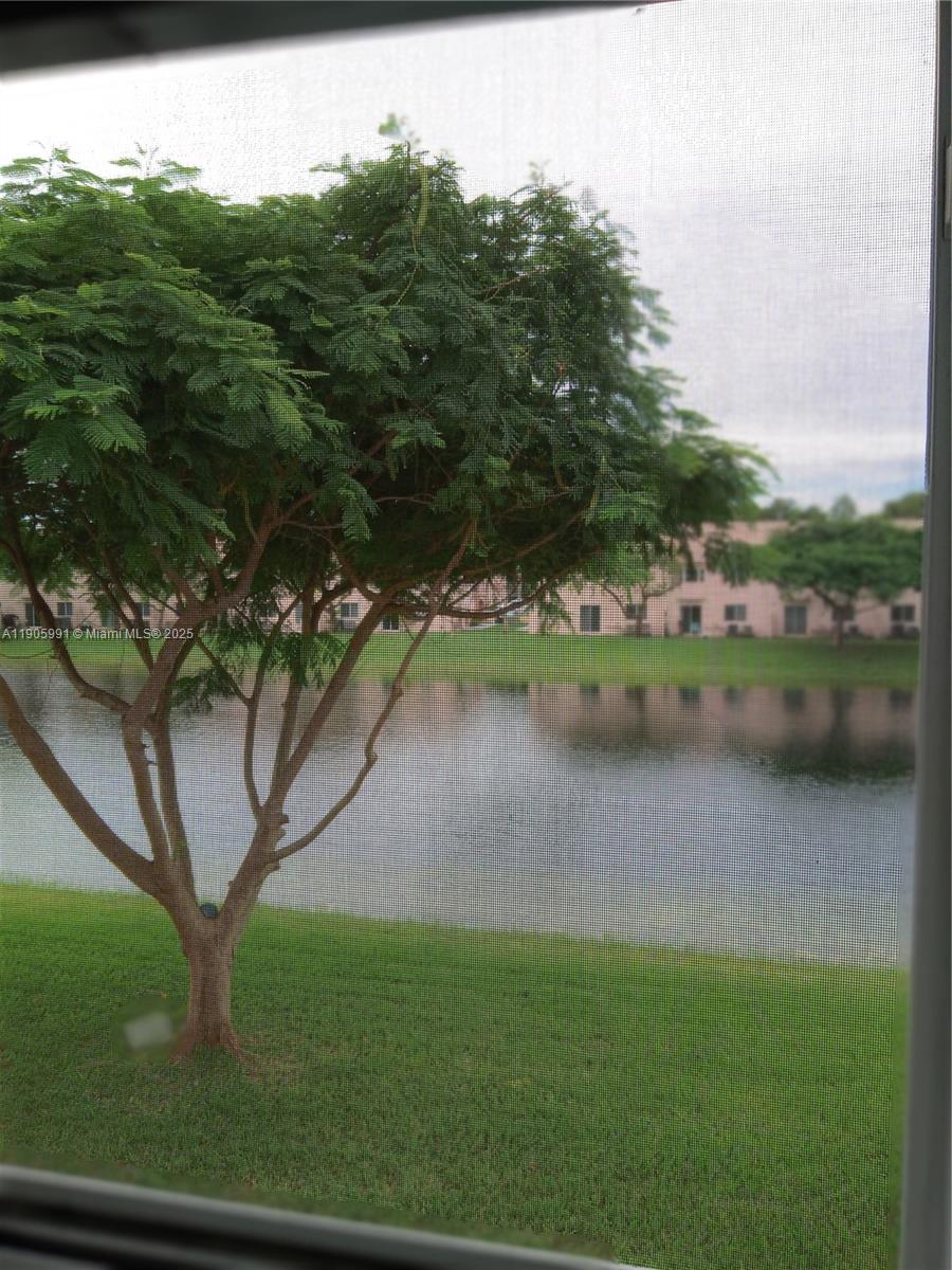 VENETIA GARDENS CONDO - Residential Lease