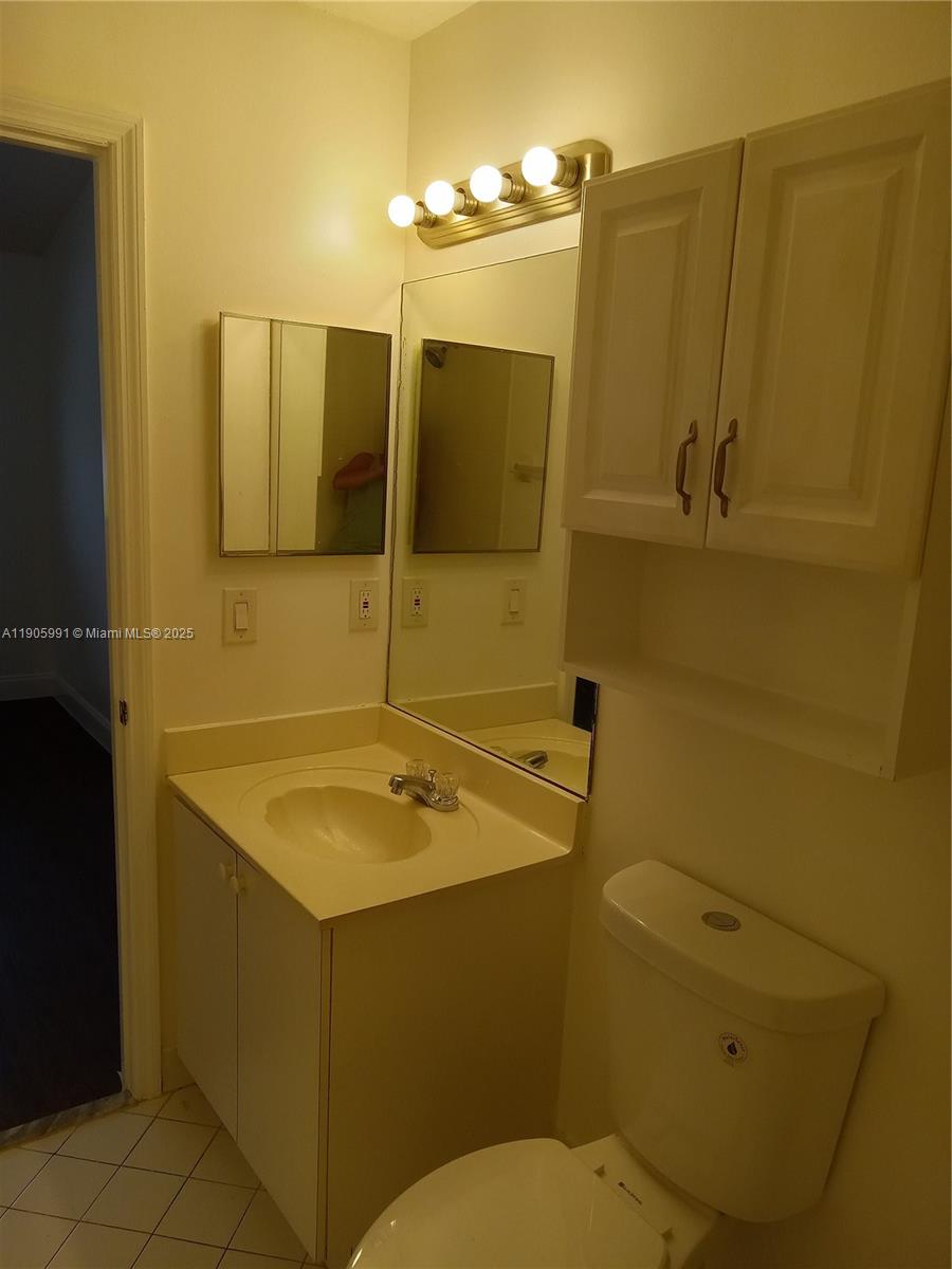 VENETIA GARDENS CONDO - Residential Lease