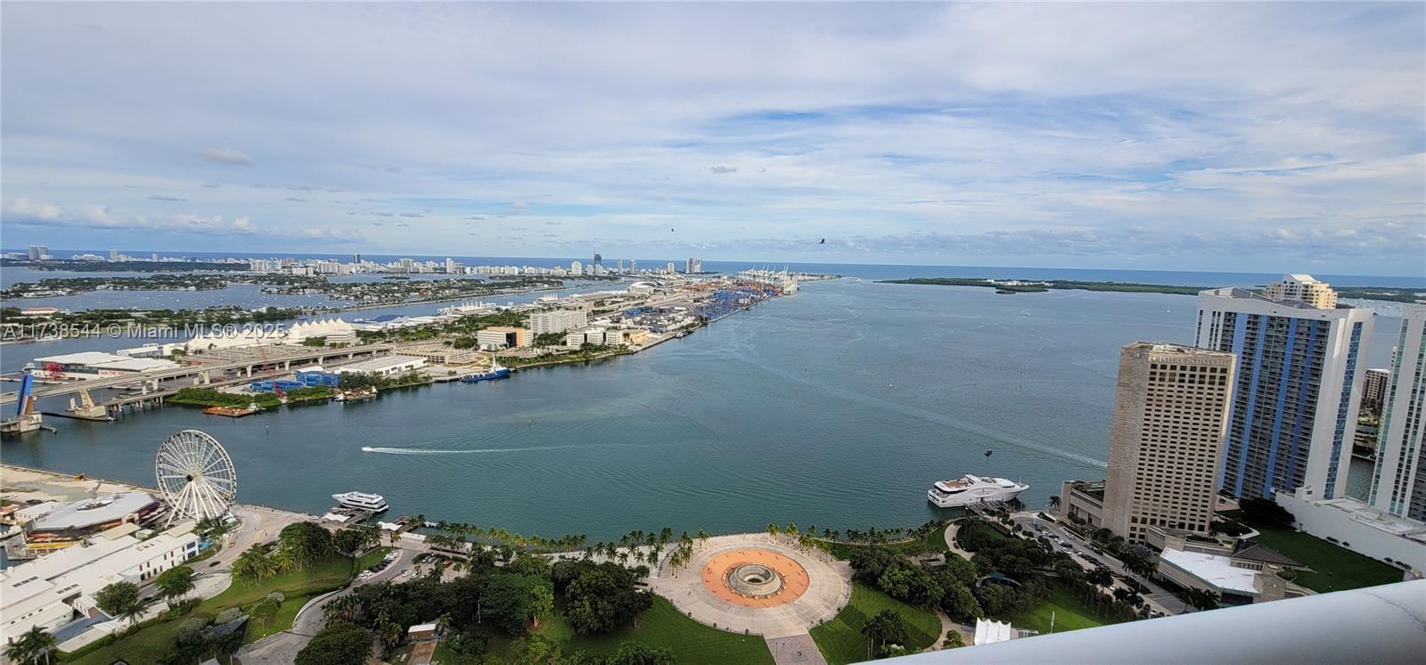 Rental Property at 50 Biscayne Blvd 5202, Miami, Broward County, Florida - Bedrooms: 3 
Bathrooms: 2  - $6,500 MO.