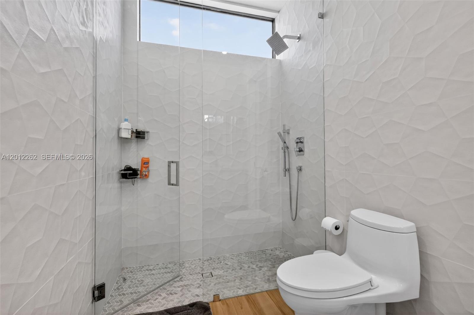 GREYKNOLL ESTATES - Residential