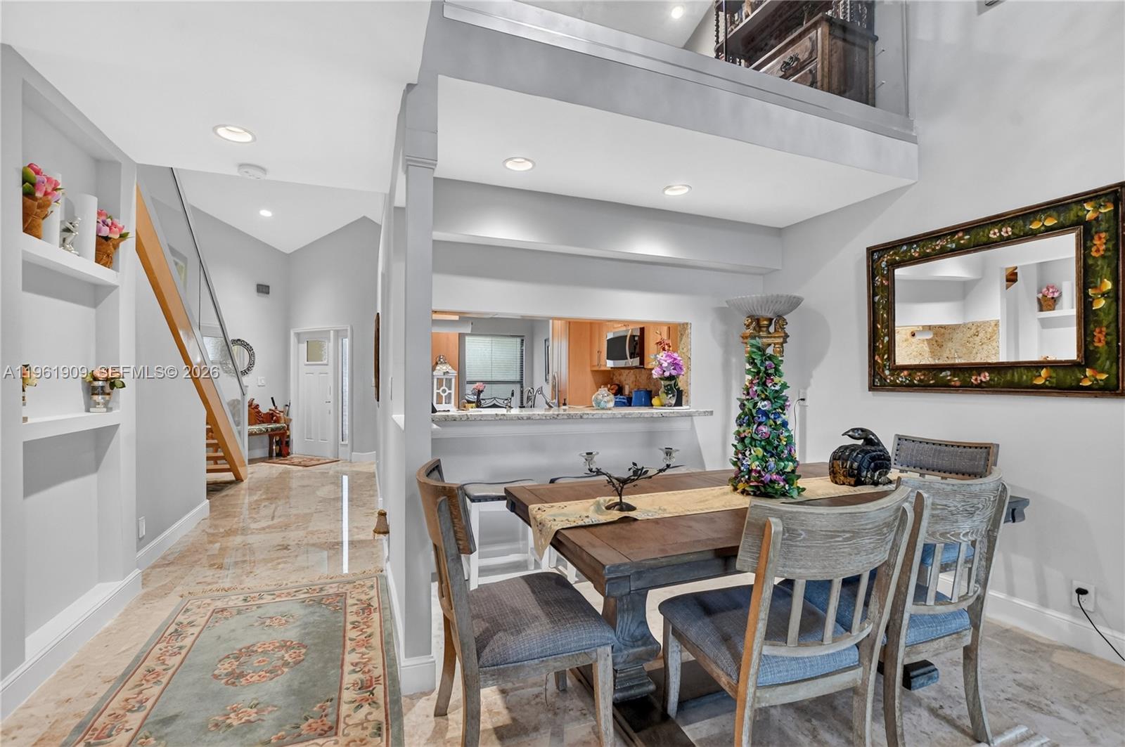 WOODLET CONDO - Residential