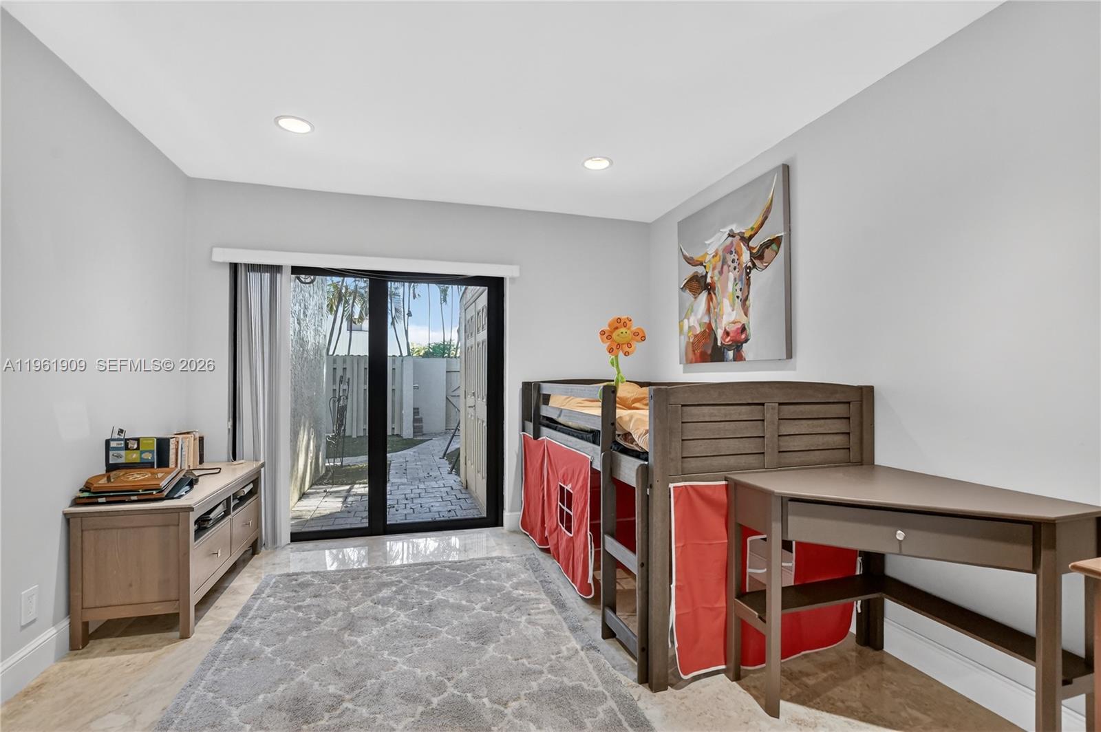 WOODLET CONDO - Residential