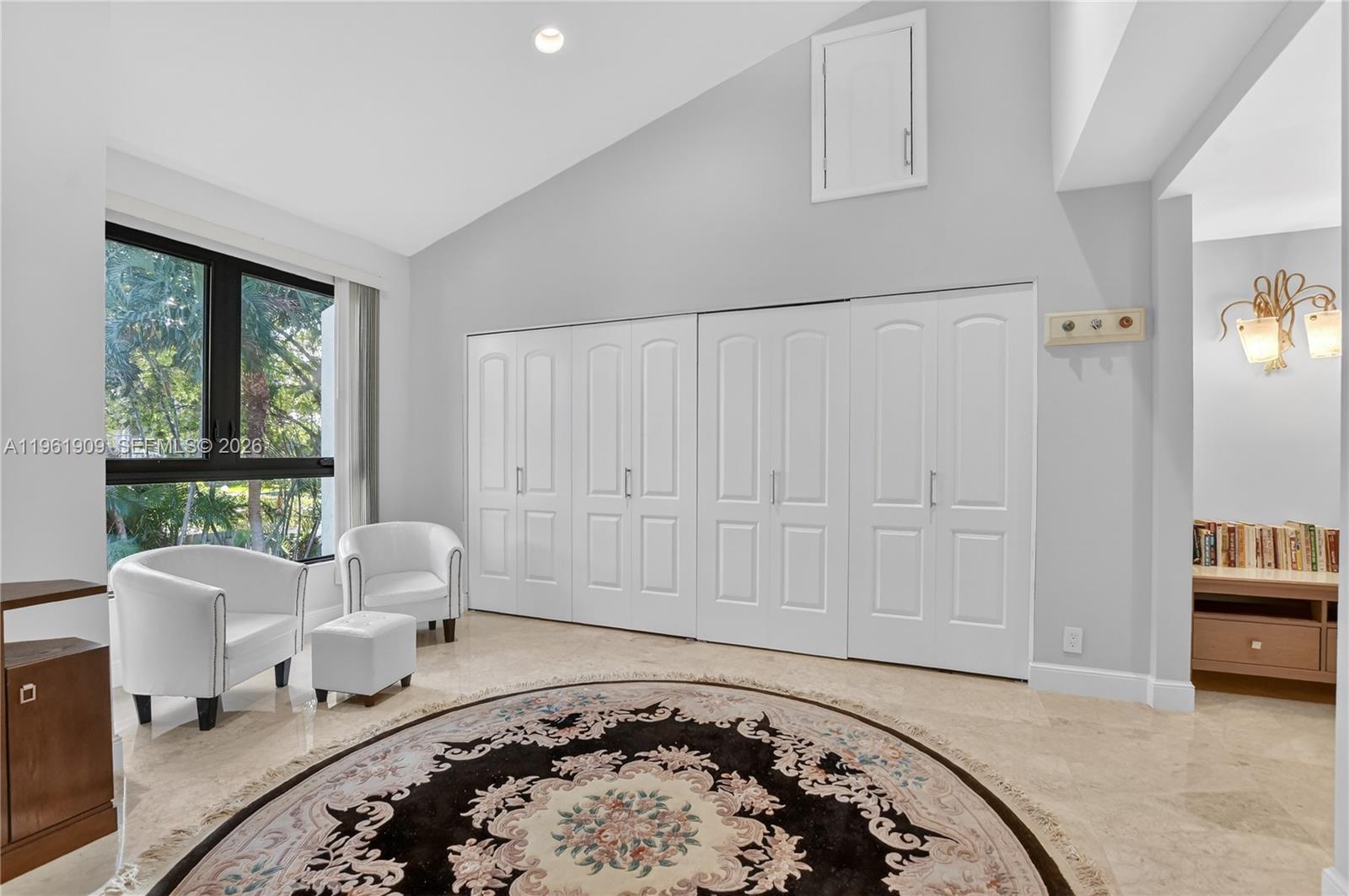 WOODLET CONDO - Residential