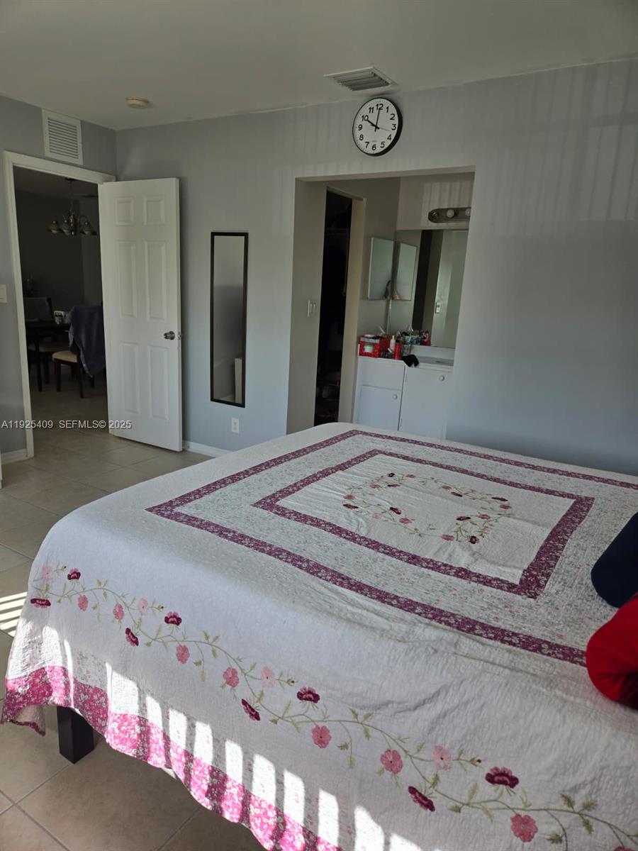 ORIOLE GOLF & TENNIS CLUB - Residential Lease