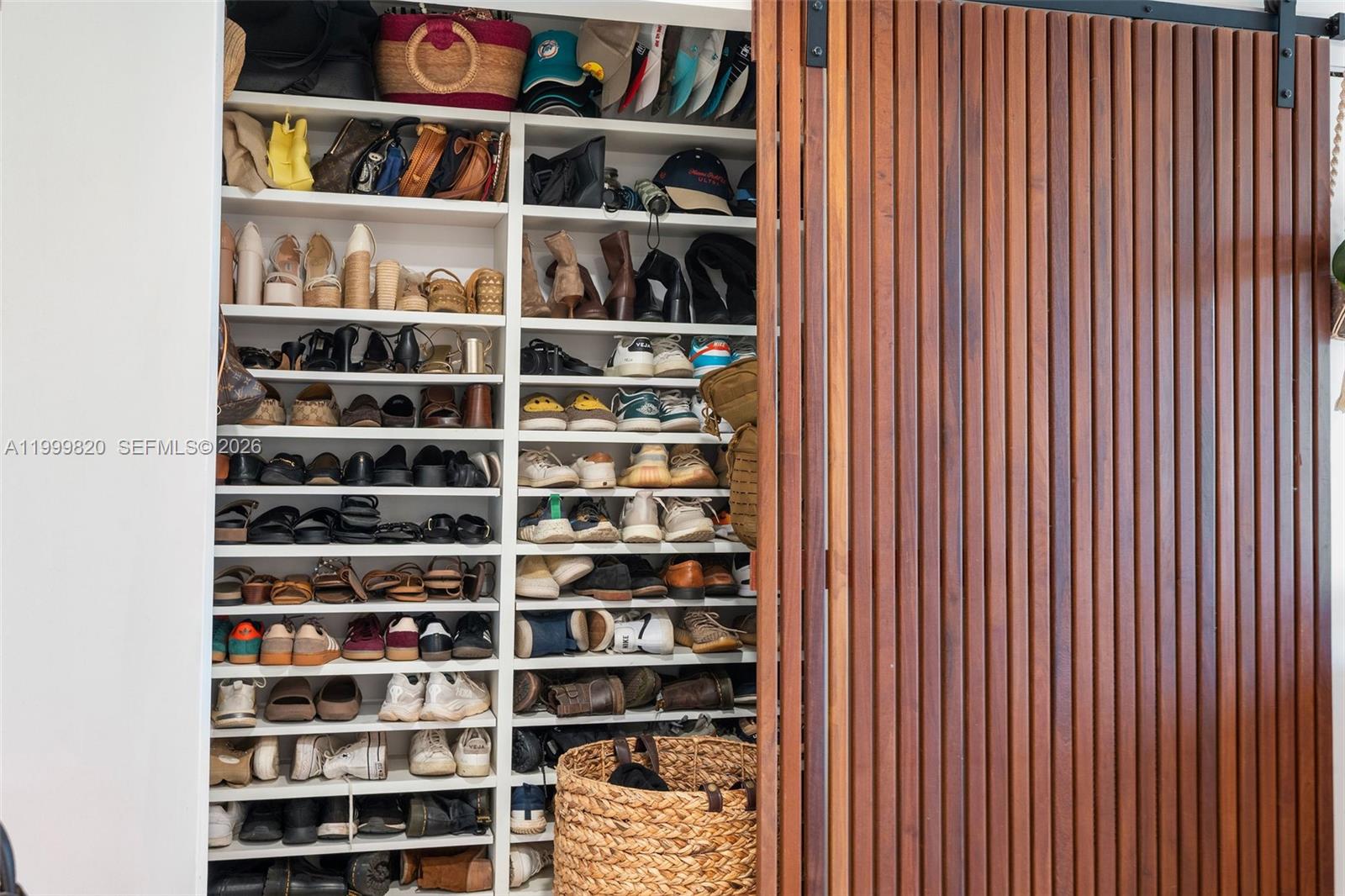 NEVIS CONDO - Residential