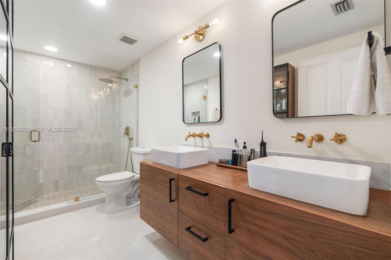 NEVIS CONDO - Residential