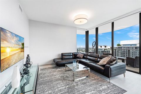 1000 Brickell Plz PH5307 Miami FL 33131