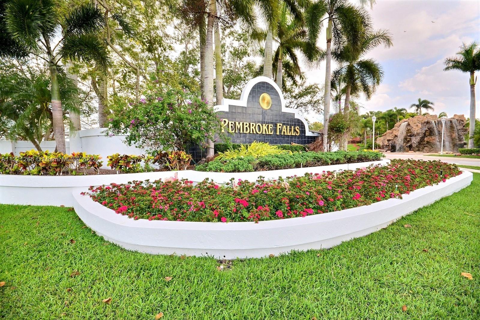 PEMBROKE FALLS - Residential