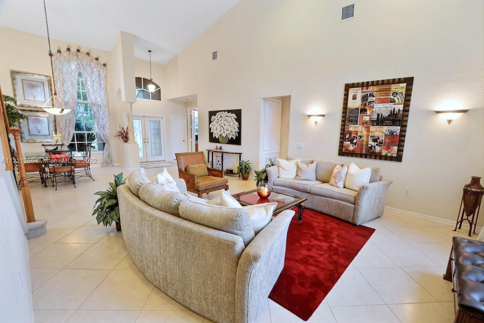 PEMBROKE FALLS - Residential