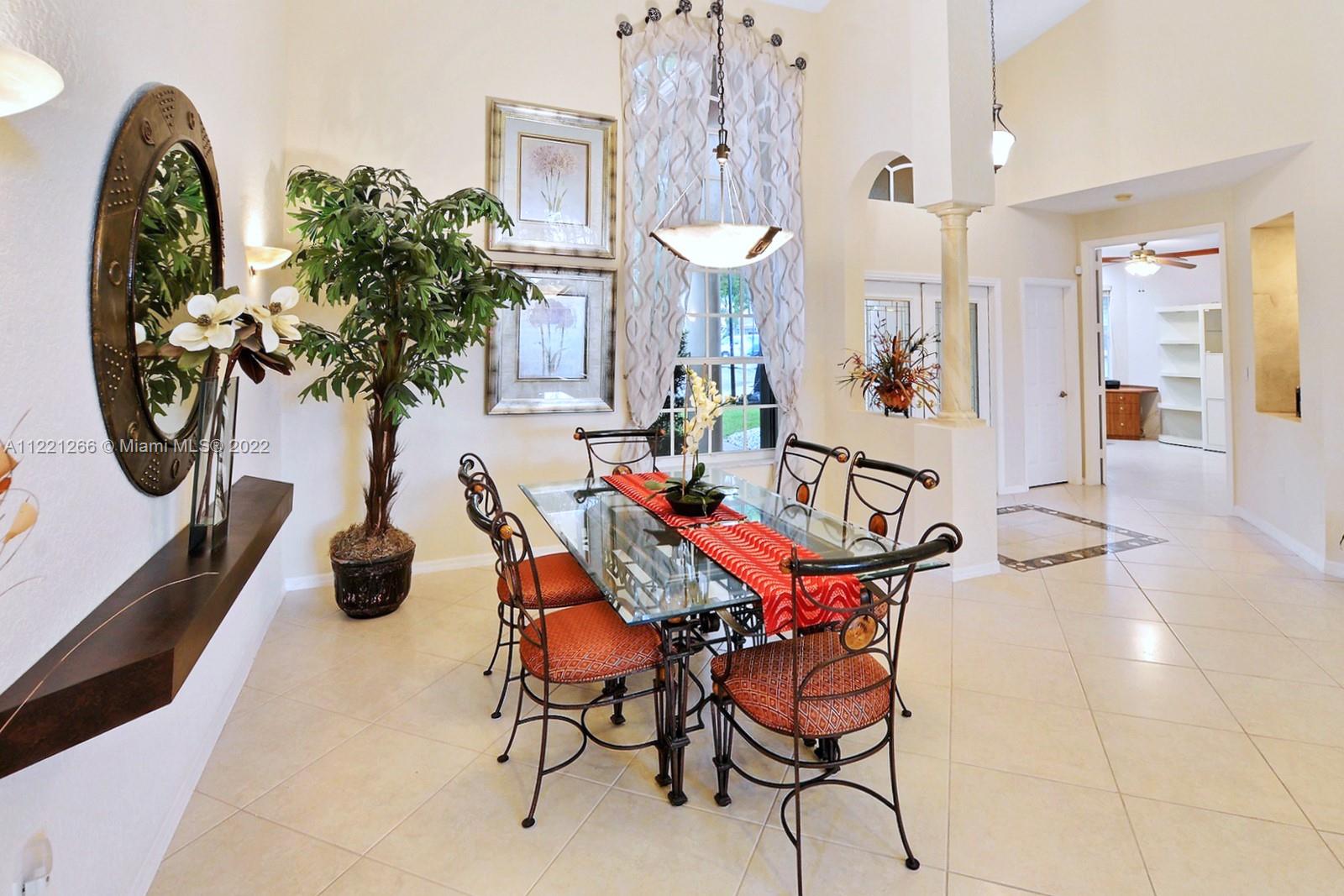 PEMBROKE FALLS - Residential