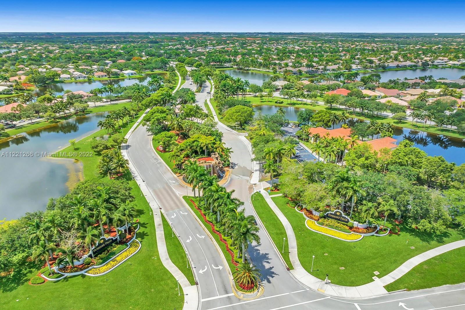 PEMBROKE FALLS - Residential