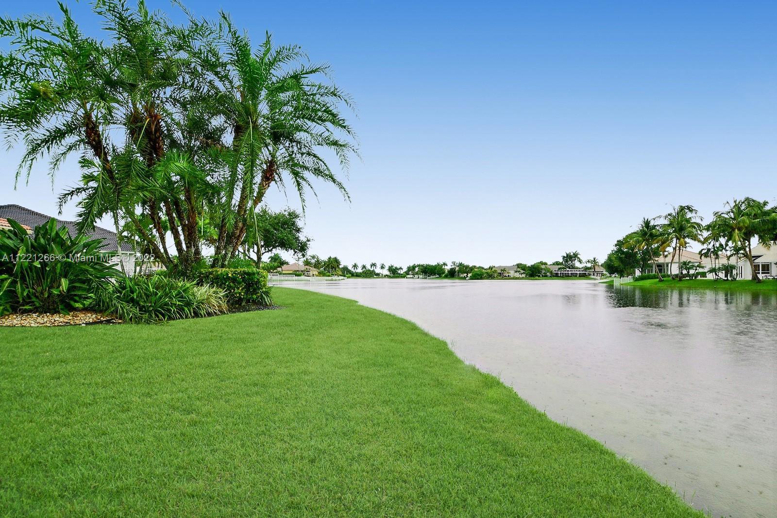 PEMBROKE FALLS - Residential