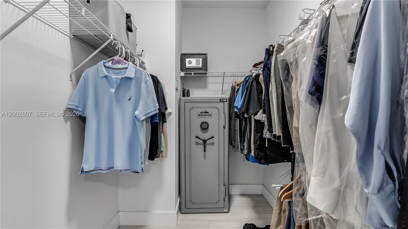 MILON VENTURE - Residential Lease