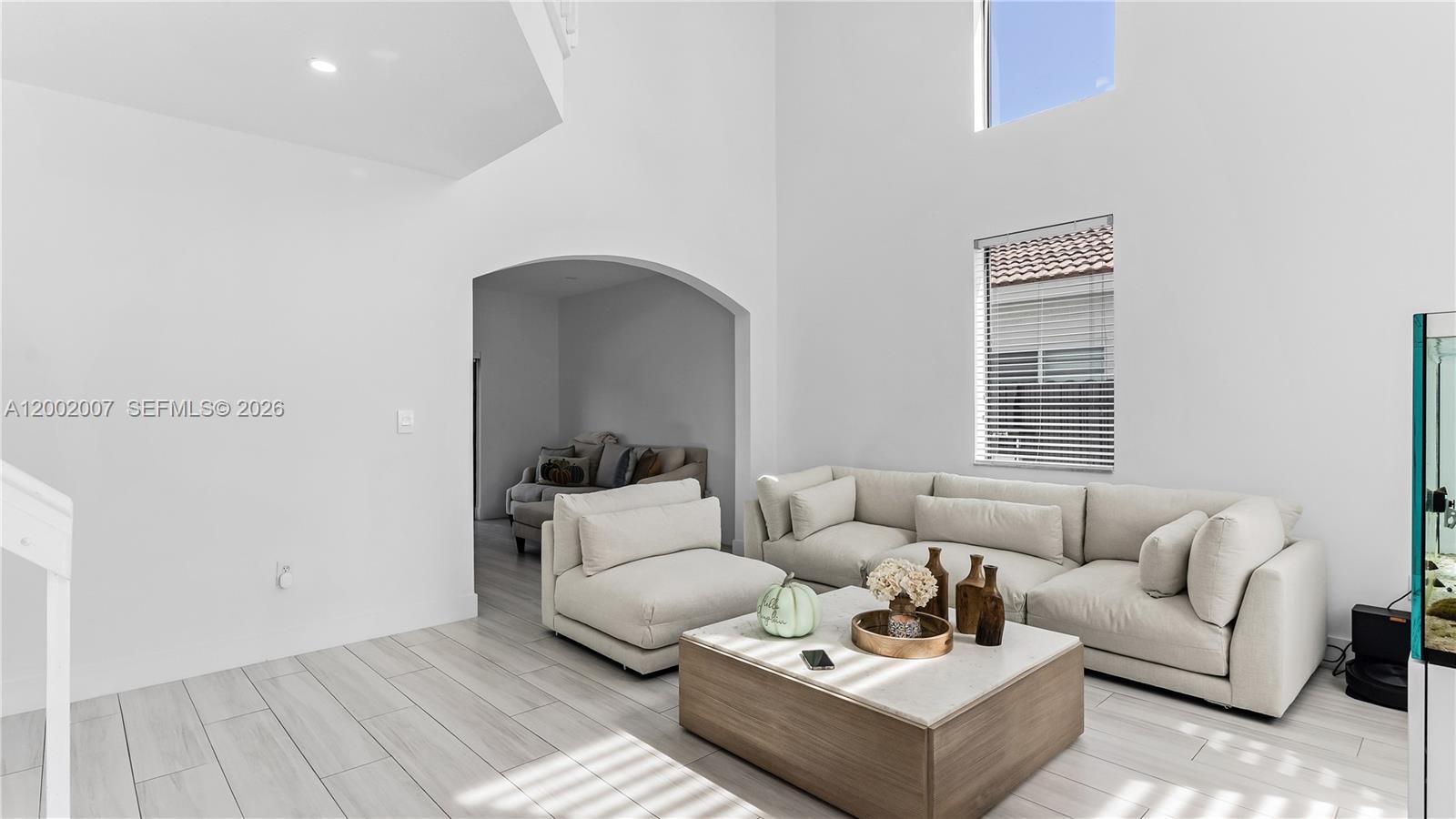 MILON VENTURE - Residential Lease