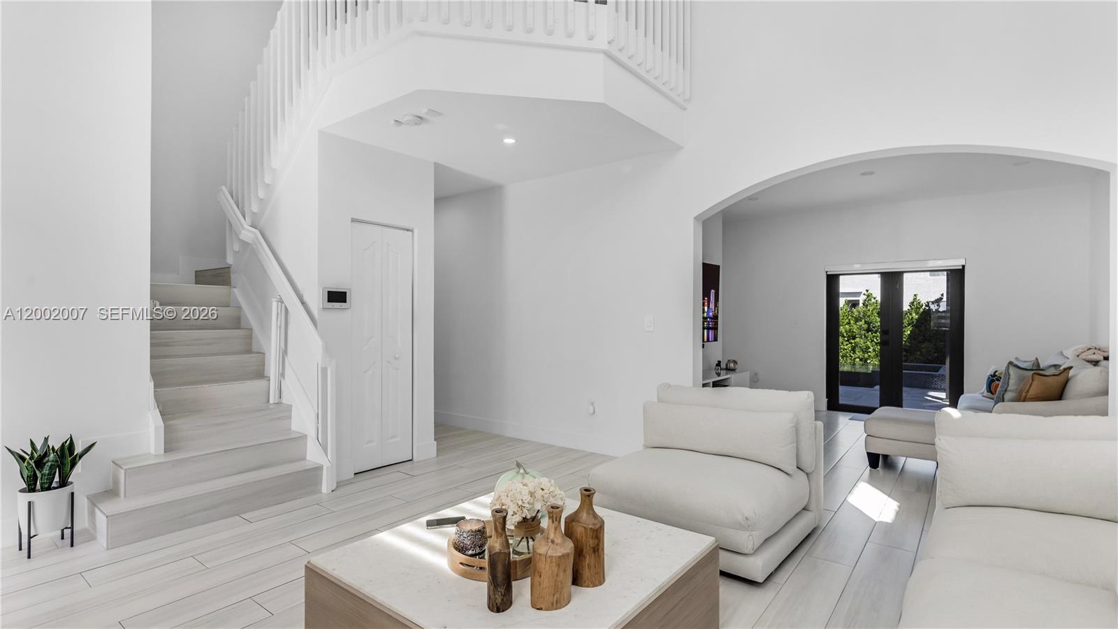 MILON VENTURE - Residential Lease