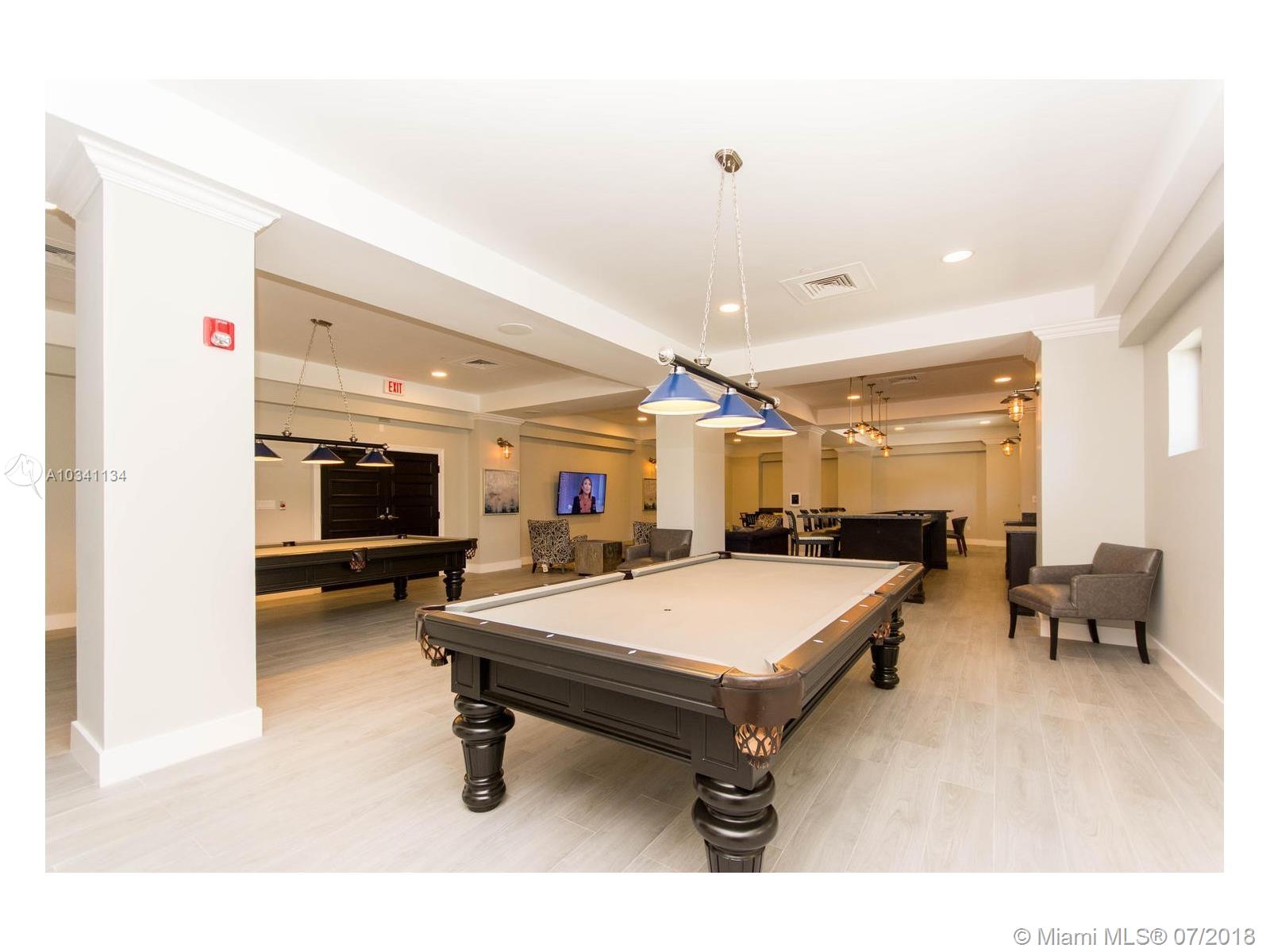 Hollywood Beach - Residential Lease